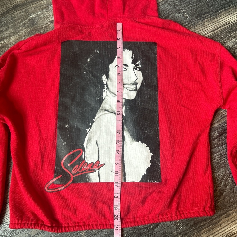 Selena Red Hoodie Pop Star Music Drawstring - Picture 5 of 7